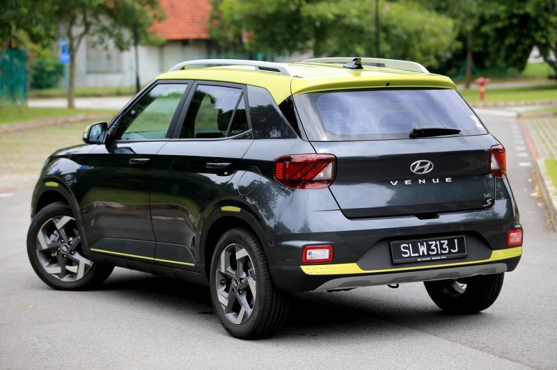 LED尾灯和双色调的外观套件，展青春活力。