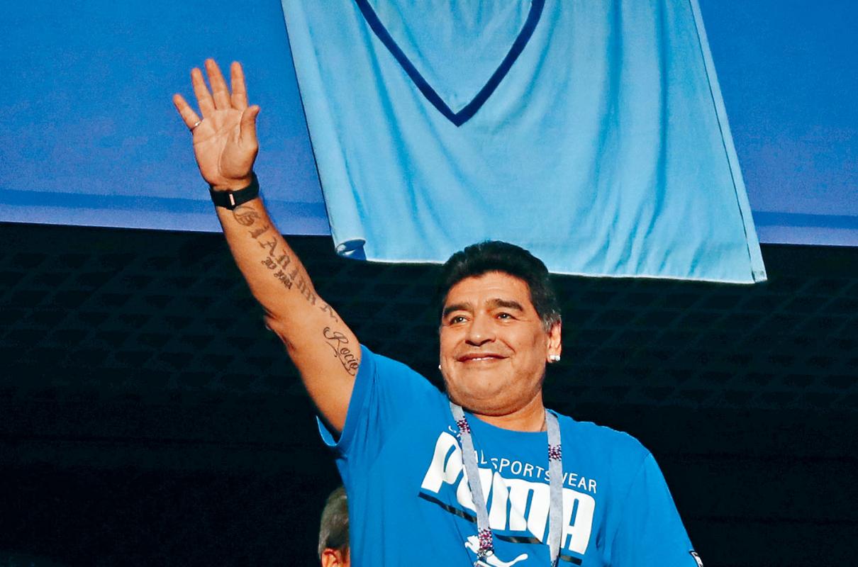 20201125_wb_maradona-6_Large.jpg