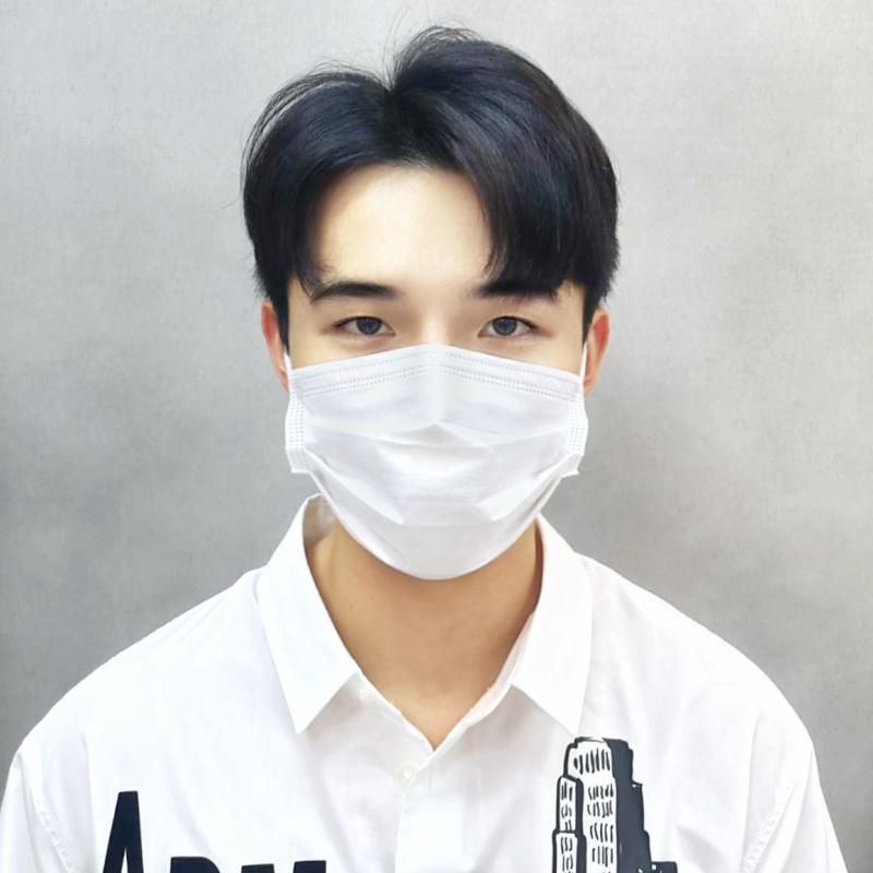 韩流带起的逗号刘海将会延续热度。