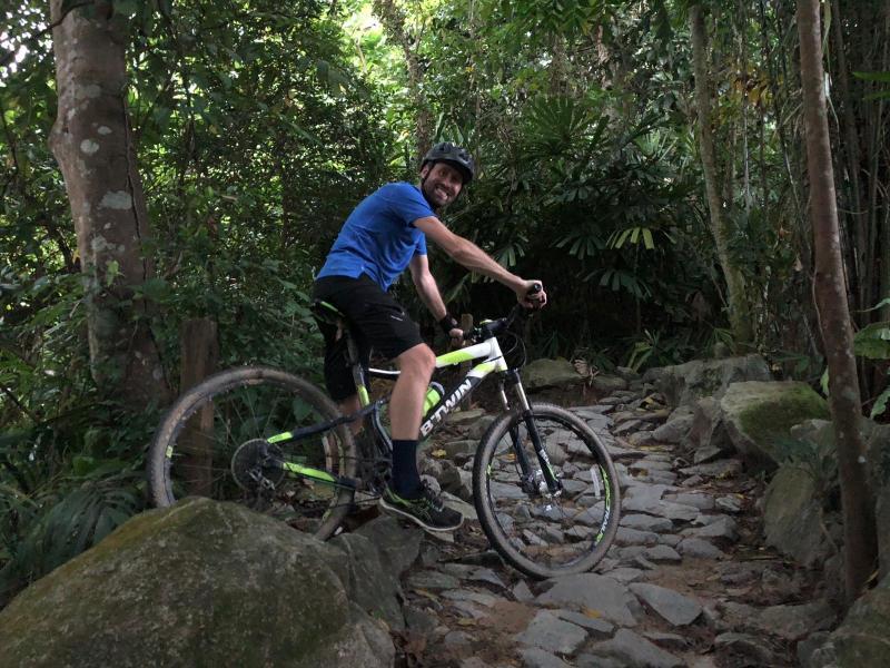 瑞士腕表积家东南亚兼大洋洲董事经理英尼格·欧森,在阻断措施期间开始挑战不同的登山路线。(受访者提供)