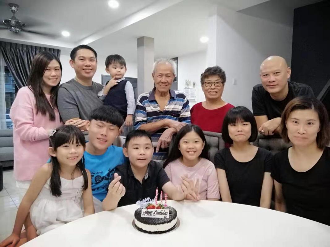 15_melanie_tan_Small.jpg