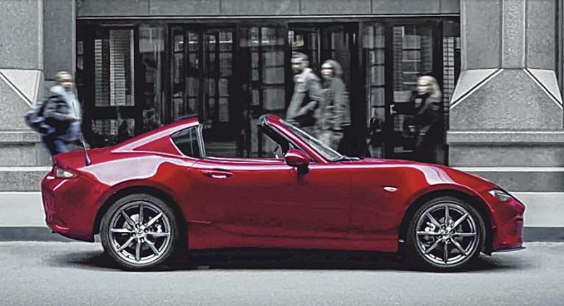 马自达MX-5展现研发团队一脉相承的“红色情结”。