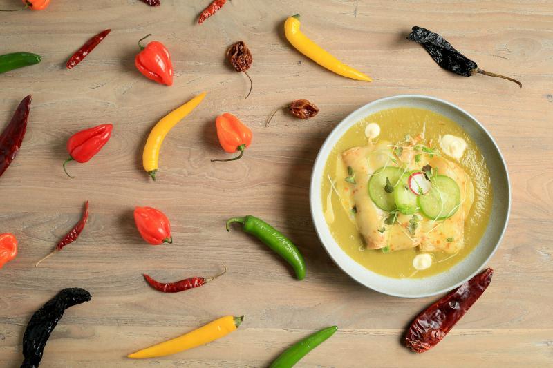 辣椒源自南美洲,经过数百年传播,现在跨洲出现在各国料理中。(龙国雄摄)