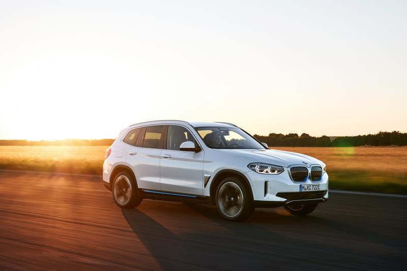 BMW iX3今年第三季来到我国。(车商提供)