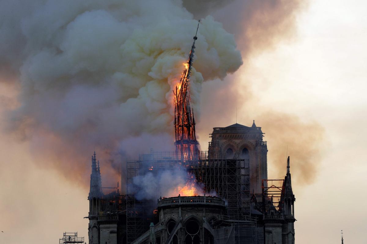 files-france-fire-notre_dame-021120_Large.jpg