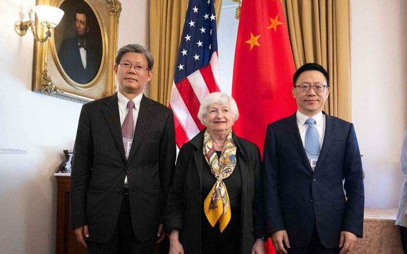 China and the United States are again at war over overcapacity. Scholars say the United States is paving the way for more sanctions against China | Lianhe Zaobao