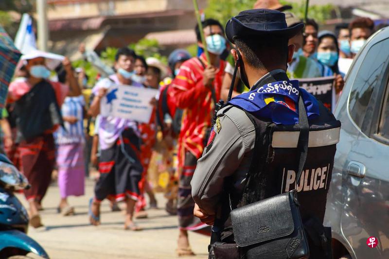 亚细安中较为民主的国家政府呼吁对缅甸政变做出反应,而较为专制的国家政府则支持不干预的做法。(法新社) 亚细安中较为民主的国家政府呼吁对缅甸政变做出反应,而较为专制的国家政府则支持不干预的做法。(法新社)