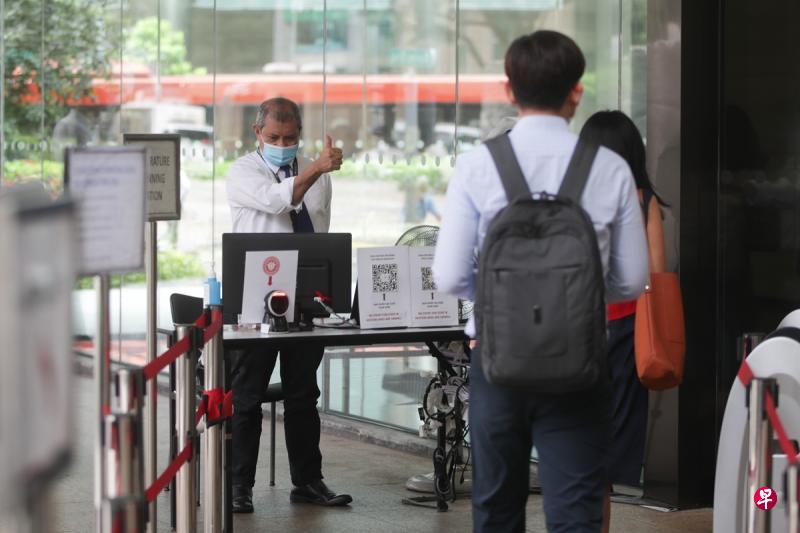 新加坡首次超越新西兰,于本月登上了彭博社全球抗疫排行榜的榜首。(档案照片) 新加坡首次超越新西兰,于本月登上了彭博社全球抗疫排行榜的榜首。(档案照片)