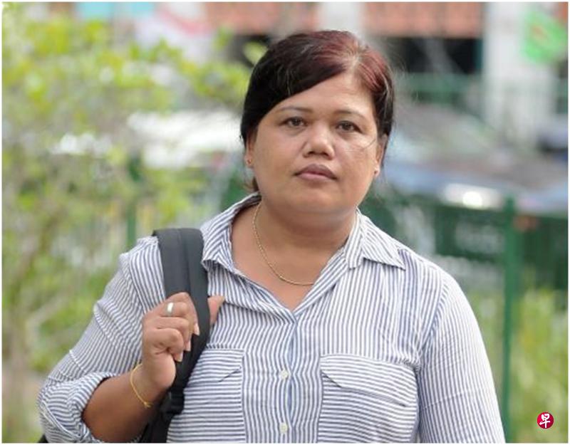 廖文良的前女佣莉雅妮去年9月获高庭裁定她上诉得直,洗脱她的偷窃罪名。她早前已回返印尼家乡。(档案照) 廖文良的前女佣莉雅妮去年9月获高庭裁定她上诉得直,洗脱她的偷窃罪名。她早前已回返印尼家乡。(档案照)