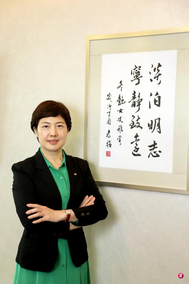 任冬艳:新加坡企业具备竞争力,拥有国际化经验,经营规范和稳健。只要契合市场需求,发挥自身特点,很多企业在中国市场都有发展机会。(严宣融摄) 任冬艳:新加坡企业具备竞争力,拥有国际化经验,经营规范和稳健。只要契合市场需求,发挥自身特点,很多企业在中国市场都有发展机会。(严宣融摄)