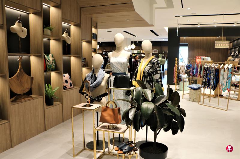 2013年,Naiise正式开始营业,一度多达六家实体分店。图为星耀樟宜实体分店。(海峡时报) 2013年,Naiise正式开始营业,一度多达六家实体分店。图为星耀樟宜实体分店。(海峡时报)