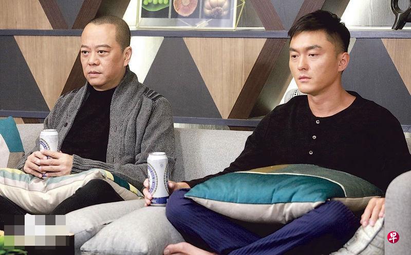 欧阳震华(左)大赞杨明(右)尊重前辈,看好对方可逐步上一线。(网络) 欧阳震华(左)大赞杨明(右)尊重前辈,看好对方可逐步上一线。(网络)
