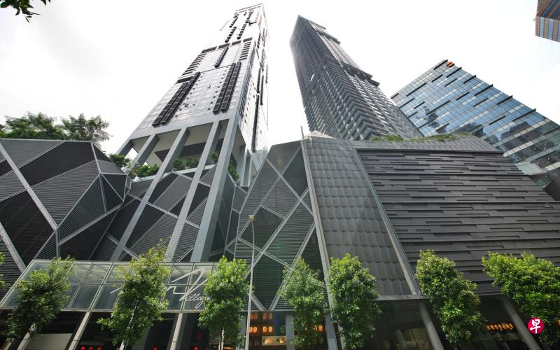 海天大厦是丹戎巴葛拥有最多单位的私宅项目,共有646个住宅单位。(谢智扬摄) 海天大厦是丹戎巴葛拥有最多单位的私宅项目,共有646个住宅单位。(谢智扬摄)