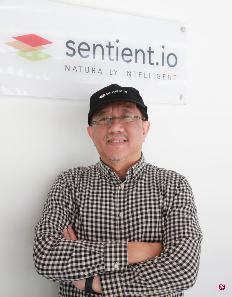 Sentient.io创办人兼总裁杨乃发:我相信AI将变得很强大,但为什么只有富人能够从AI受惠?我相信咖啡店的阿叔阿嫂也应该可以获益。(唐家鸿摄) Sentient.io创办人兼总裁杨乃发:我相信AI将变得很强大,但为什么只有富人能够从AI受惠?我相信咖啡店的阿叔阿嫂也应该可以获益。(唐家鸿摄)