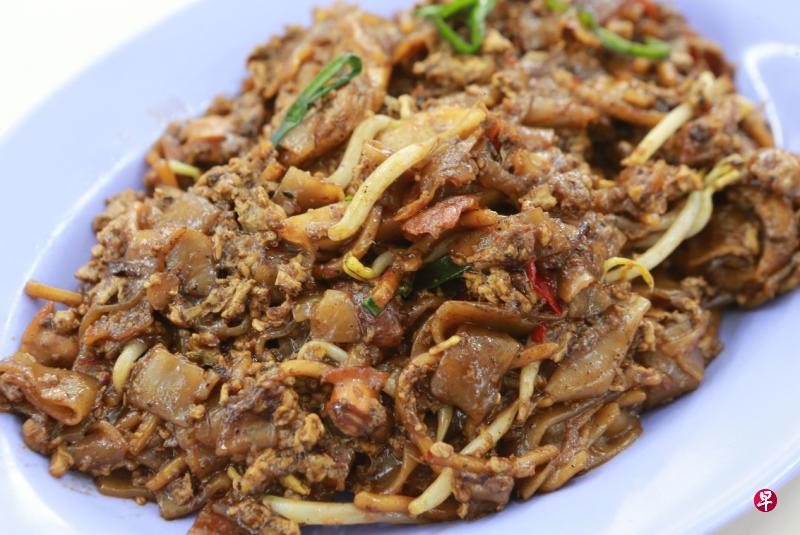 亚米尼亚街炒粿条镬气十足,炒粿条色泽油亮,顺滑爽口。 亚米尼亚街炒粿条镬气十足,炒粿条色泽油亮,顺滑爽口。