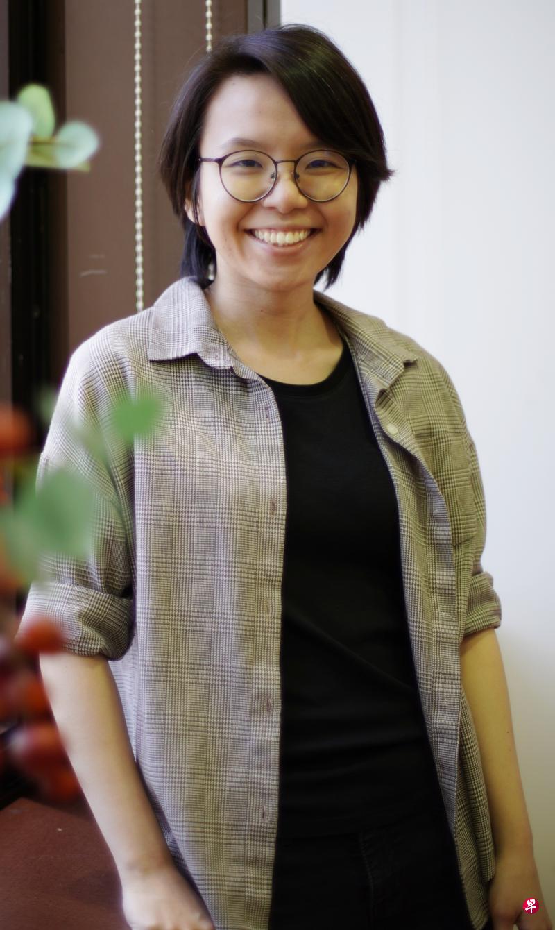 洪彩芳平日喜欢以玩游戏、与朋友聚会等方式脱离工作，保持良好的情绪，才能客观地对事件进行评估。（何家俊摄）