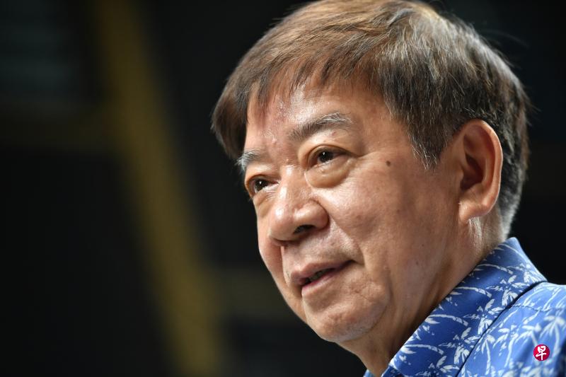 去年6月从政坛引退的前内阁部长许文远将在新加坡报业控股集团将媒体业务转入担保有限公司后,担任担保有限公司主席。(档案照片) 去年6月从政坛引退的前内阁部长许文远将在新加坡报业控股集团将媒体业务转入担保有限公司后,担任担保有限公司主席。(档案照片)