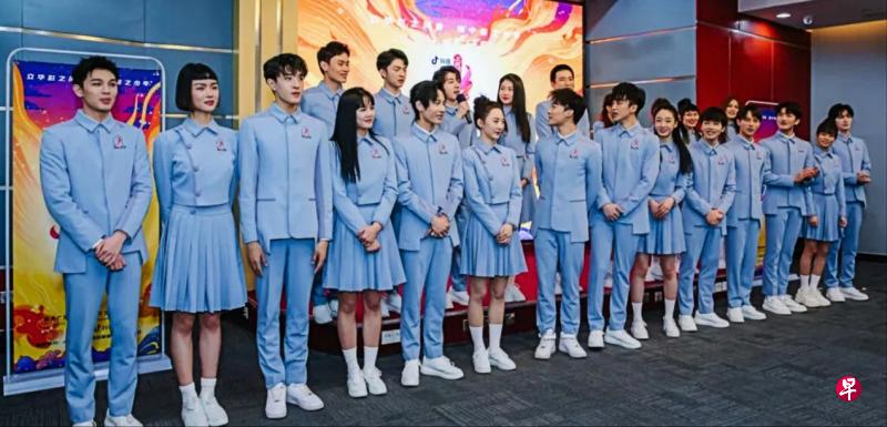 央视《上线吧！华彩少年》堪称一档“全自动选秀”，播出前观众已知道有哪些选手。（互联网）