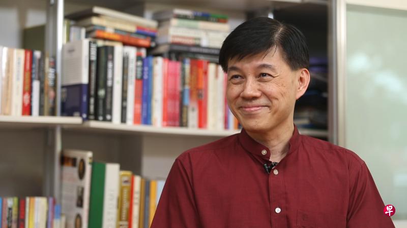 陈淮沁家的中文阅读习惯一代传一代。(视频截图) 陈淮沁家的中文阅读习惯一代传一代。(视频截图)