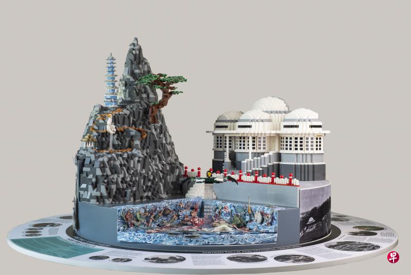 用乐高与立体纸片重现的虎豹别墅,昨日在威尼斯建筑双年展新加坡馆亮相。(Ernest Goh摄) 用乐高与立体纸片重现的虎豹别墅,昨日在威尼斯建筑双年展新加坡馆亮相。(Ernest Goh摄)