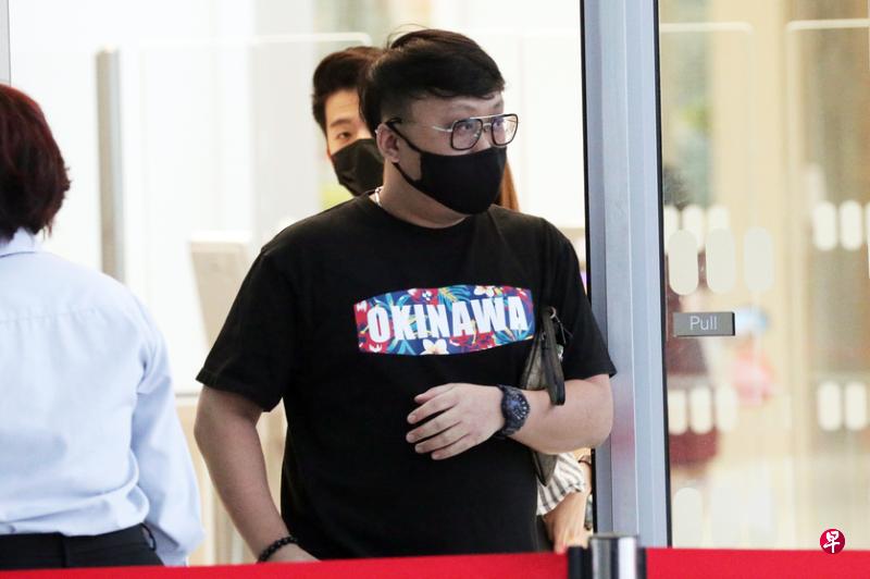 被告杨靖成两次犯案,5月15日至隔天再次约了10辆车全岛游车河。(档案照片) 被告杨靖成两次犯案,5月15日至隔天再次约了10辆车全岛游车河。(档案照片)