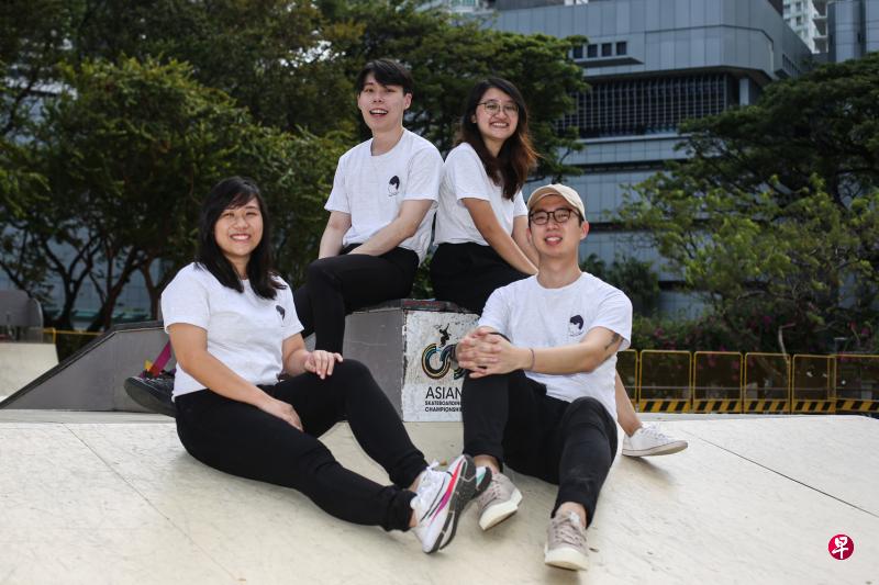 胡巧蓉(左起) 、卢伟良、王沄齐和卜伟泰发起“勇敢分享”运动Dare to Share,希望纠正“求助=缺乏男子气概”的错误观念。 胡巧蓉(左起) 、卢伟良、王沄齐和卜伟泰发起“勇敢分享”运动Dare to Share,希望纠正“求助=缺乏男子气概”的错误观念。