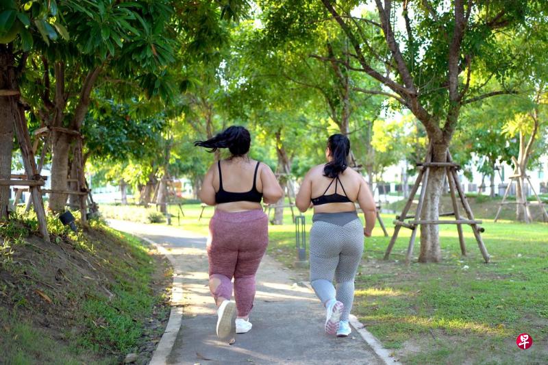 减重的路上不必孤军作战,亲友和家庭医生的支援,可以发挥非常大的效益。(iStock图片) 减重的路上不必孤军作战,亲友和家庭医生的支援,可以发挥非常大的效益。(iStock图片)