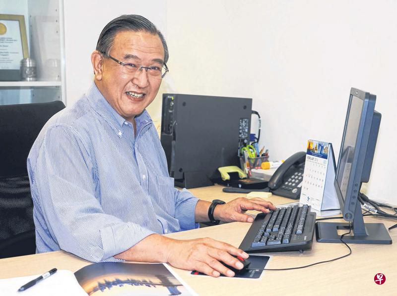 东部医疗联盟主席兼樟宜综合医院主席余福金受访时坦言,医院急诊等候时间仍有待改进,而之前推行的GPFirst计划已取得不错的成效,协助医院减轻急诊部门面对的压力。(程友明摄) 东部医疗联盟主席兼樟宜综合医院主席余福金受访时坦言,医院急诊等候时间仍有待改进,而之前推行的GPFirst计划已取得不错的成效,协助医院减轻急诊部门面对的压力。(程友明摄)