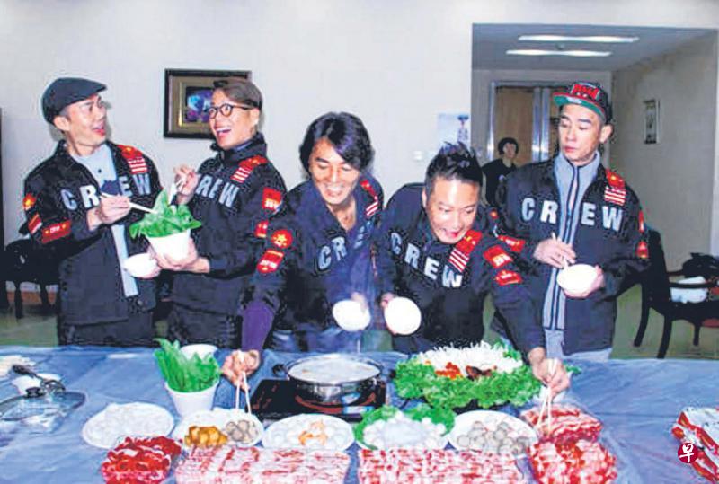 时隔20年,当年“洪兴帮”成员宣布合体,让粉丝相当期待。(网络图) 时隔20年,当年“洪兴帮”成员宣布合体,让粉丝相当期待。(网络图)