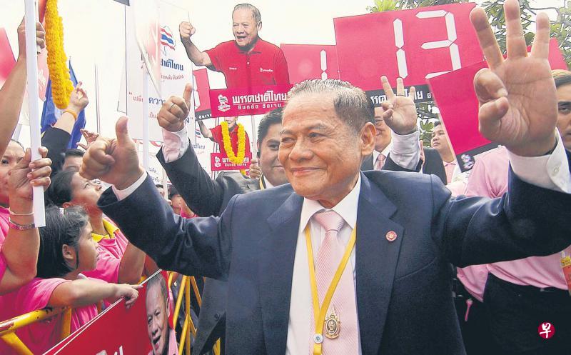 马德祥于1995年成为泰国第21任首相。(法新社) 马德祥于1995年成为泰国第21任首相。(法新社)