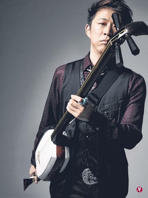 三味线演奏家上妻宏光。 三味线演奏家上妻宏光。