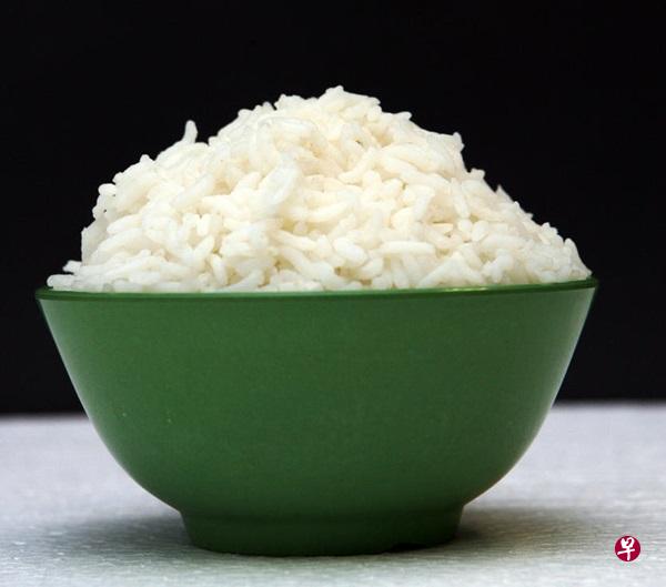 米饭是亚洲人赖以为生的主食。(档案照) 米饭是亚洲人赖以为生的主食。(档案照)