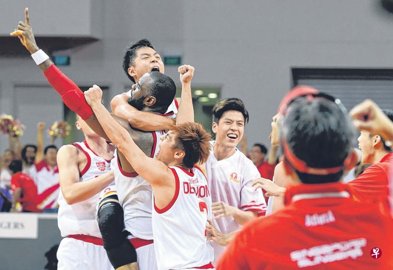 今年亚细安篮球联赛亚军新加坡腾飞之狮,将代表本地出战鱼尾狮杯赛。(档案照片) 今年亚细安篮球联赛亚军新加坡腾飞之狮,将代表本地出战鱼尾狮杯赛。(档案照片)