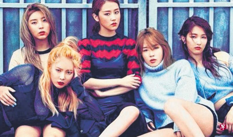 “4Minute”出道7年,造型性感多变。(微博图) “4Minute”出道7年,造型性感多变。(微博图)