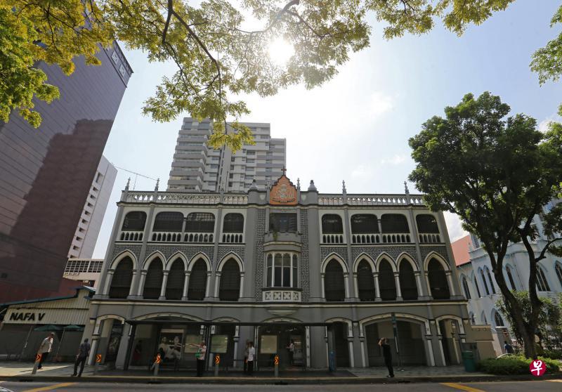 圣约瑟教堂行政楼富有浓厚的葡萄牙巴洛克色彩,落成至今已有104年。(谢智扬摄) 圣约瑟教堂行政楼富有浓厚的葡萄牙巴洛克色彩,落成至今已有104年。(谢智扬摄)