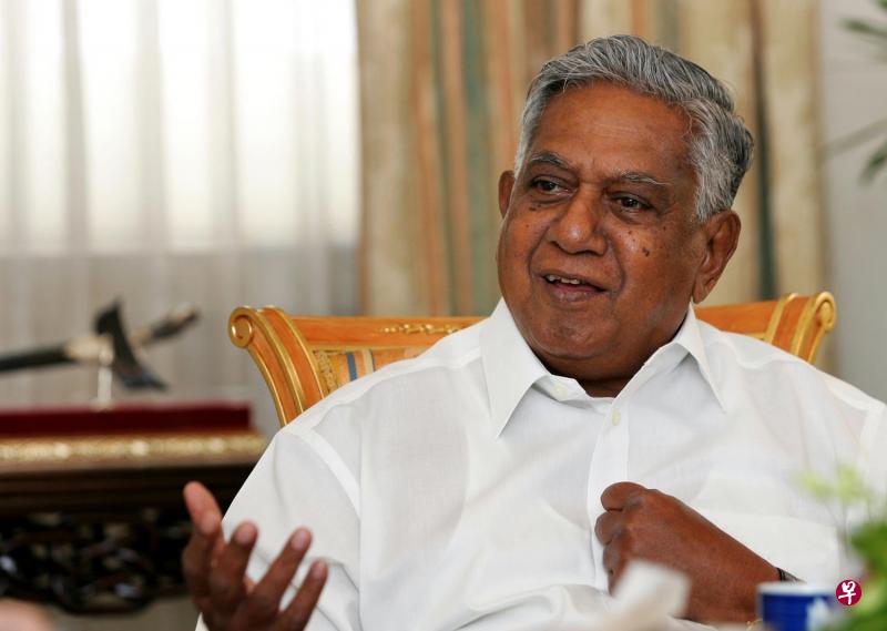 李总理在唁电中对前总统纳丹的逝世表示深深的哀悼。 李总理在唁电中对前总统纳丹的逝世表示深深的哀悼。