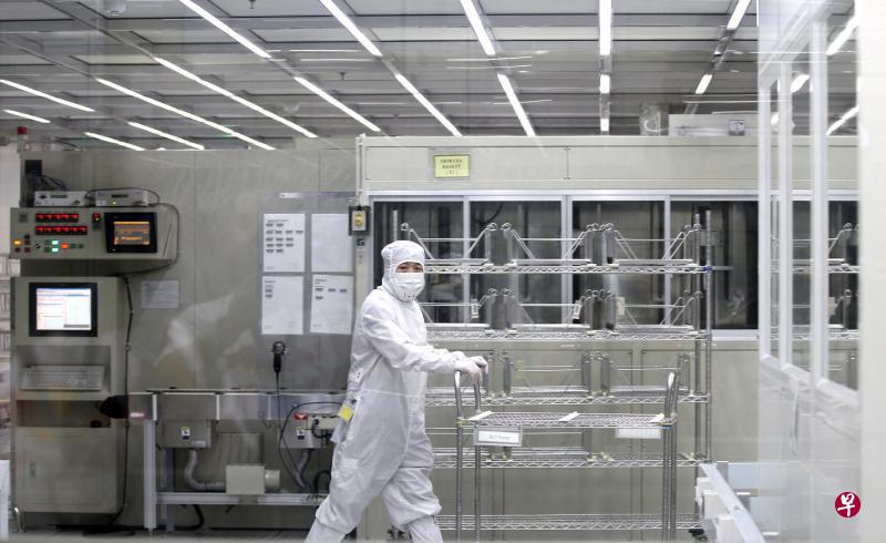 经济师表示,电子业PMI有所回弹,主要因为年底季节性的新产品问世。(档案照片) 经济师表示,电子业PMI有所回弹,主要因为年底季节性的新产品问世。(档案照片)