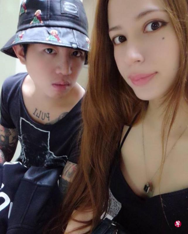 谢和弦(左)写《谢谢你爱我》向台荷混血美女Keanna求婚。 谢和弦(左)写《谢谢你爱我》向台荷混血美女Keanna求婚。