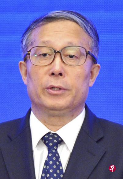 李鸿忠2013年曾以地方大员代表身份参与起草十八届三中全会决定文件,由此看来应该是获得北京高层的认可。(中新社) 李鸿忠2013年曾以地方大员代表身份参与起草十八届三中全会决定文件,由此看来应该是获得北京高层的认可。(中新社)