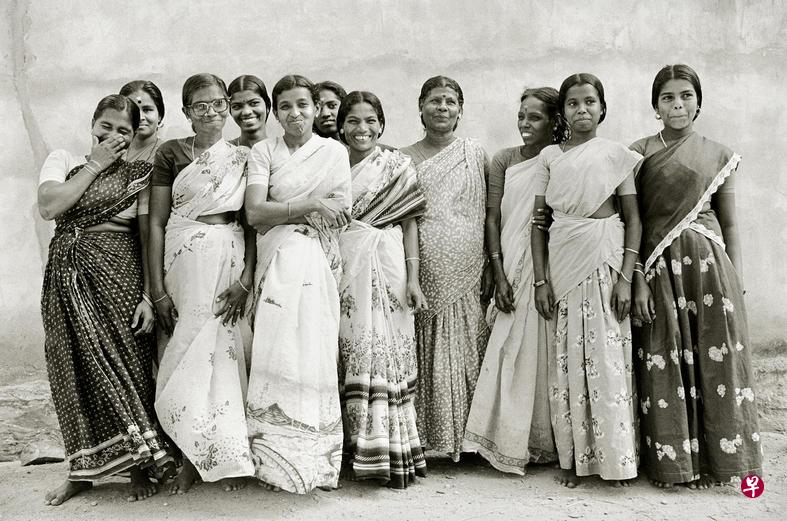 出席者可在讲座后,穿上各式纱丽,感受印度风情。(主办方提供) 出席者可在讲座后,穿上各式纱丽,感受印度风情。(主办方提供)