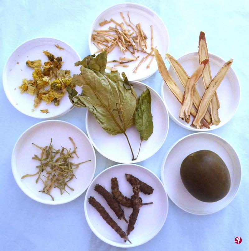 夏枯草、菊花等常见的清热解毒药材,适合婴幼儿吗?(档案照) 夏枯草、菊花等常见的清热解毒药材,适合婴幼儿吗?(档案照)