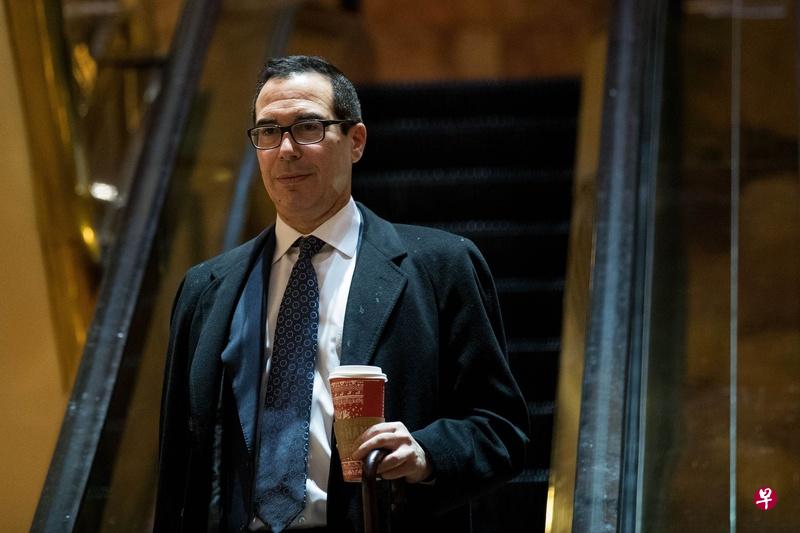 慕钦是高盛的前合伙人,也是特朗普竞选活动的财务经理。(法新社) 慕钦是高盛的前合伙人,也是特朗普竞选活动的财务经理。(法新社)