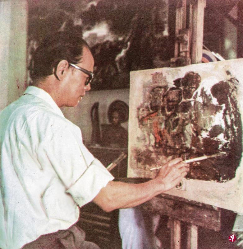 画家叶之威生前绘画的神态。右为他在1963年所作油画《拉马》。（主办方提供）
