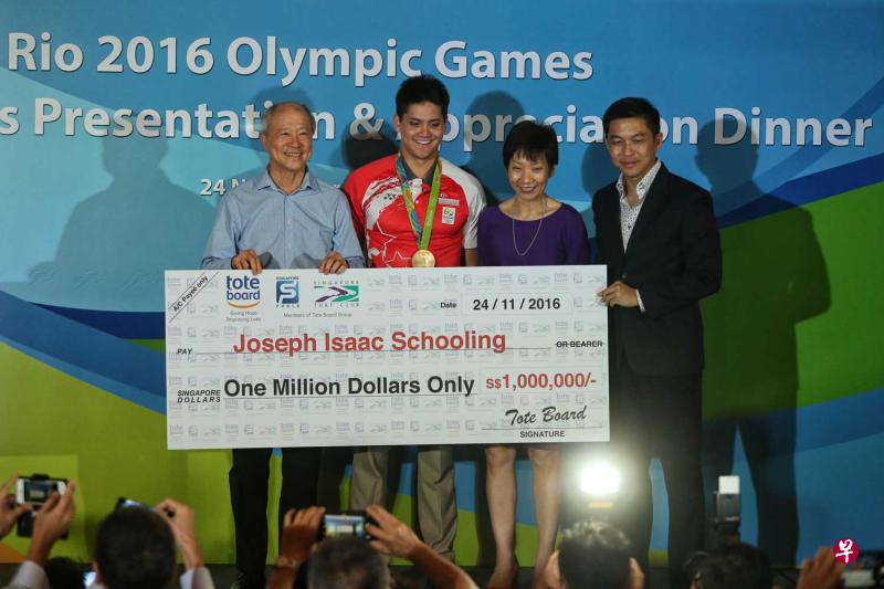 我国史上第一位奥运冠军约瑟林昨晚成为新加坡首位获得百万元奖金的运动员。 我国史上第一位奥运冠军约瑟林昨晚成为新加坡首位获得百万元奖金的运动员。