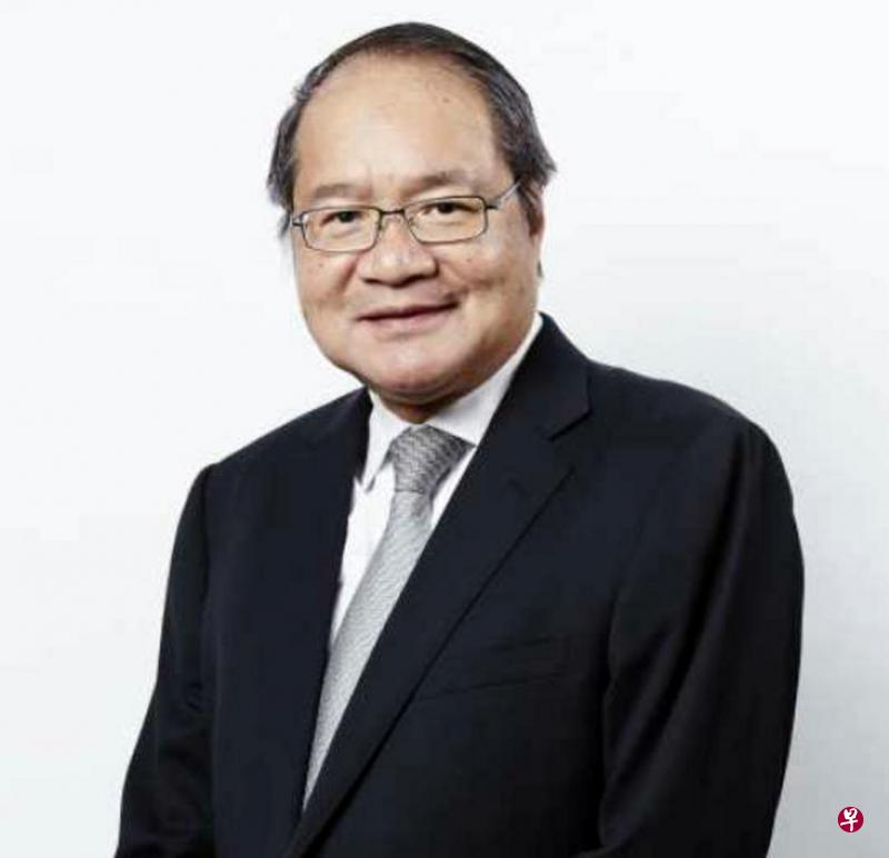 艾伦格禧律师事务所主席及资深合伙人黄鲁胜(左)将成为新加坡独立以来第九位总检察长。维克拉惹在明年1月年届60岁时将卸下总检察长的职务。(黄鲁胜提供/档案照片) 艾伦格禧律师事务所主席及资深合伙人黄鲁胜(左)将成为新加坡独立以来第九位总检察长。维克拉惹在明年1月年届60岁时将卸下总检察长的职务。(黄鲁胜提供/档案照片)