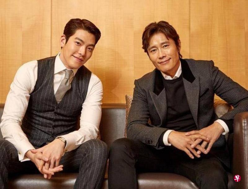 金宇彬(左)和李炳宪出席电影“Master”发布会。 金宇彬(左)和李炳宪出席电影“Master”发布会。