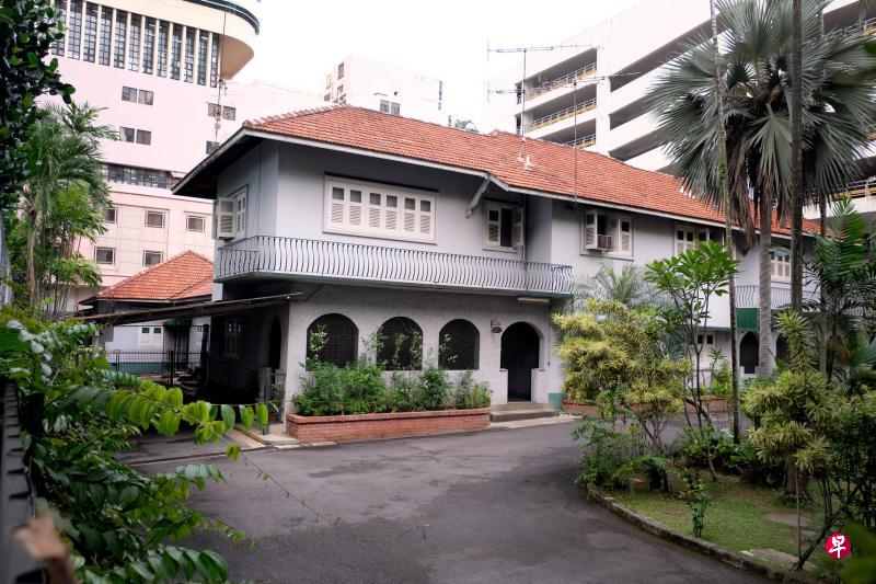 今年最贵房子是陈笃生后人的第10邮区乌节路永久地契老宅院,它以1亿4500万元的天价成交,尺价高达5633元。(档案照片) 今年最贵房子是陈笃生后人的第10邮区乌节路永久地契老宅院,它以1亿4500万元的天价成交,尺价高达5633元。(档案照片)