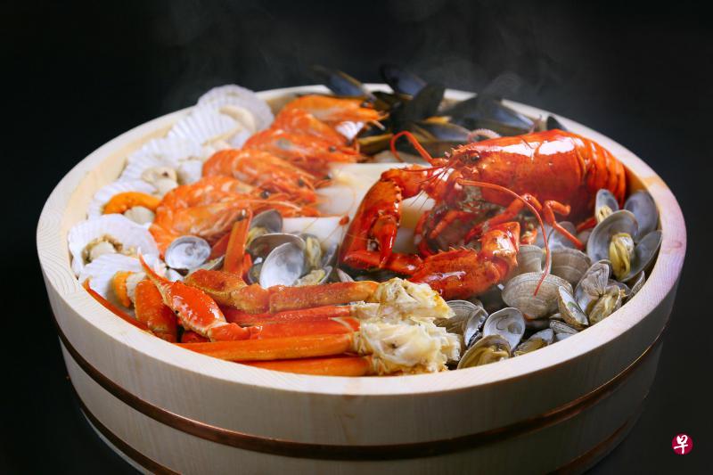 钻石海鲜宝吃的是海鲜的鲜味。 钻石海鲜宝吃的是海鲜的鲜味。