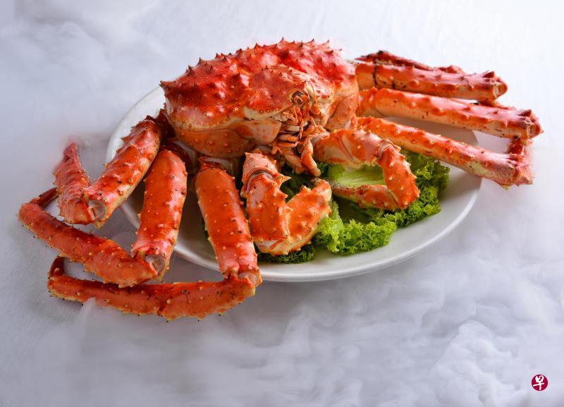 经典生猛阿拉斯加皇帝蟹。 经典生猛阿拉斯加皇帝蟹。