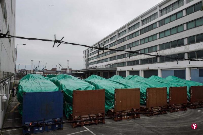 黄永宏重申,装甲运兵车及其装备供培训用途,并不设敏感配备,因此无泄密风险。(档案照片) 黄永宏重申,装甲运兵车及其装备供培训用途,并不设敏感配备,因此无泄密风险。(档案照片)